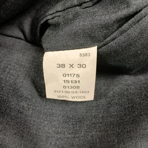 Jos A Bank Classic Collection Men's 44R‎ Gray Wool Suit 2-Button 38x30 Pants
